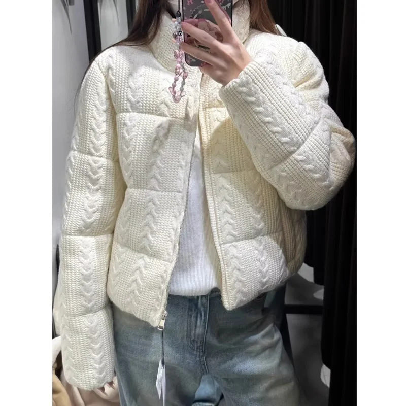 Damen nan gesteppte Strick‑Steppjacke mit Zopfstrick‑Optik, wattierter Thermofüllung und hohem Stehkragen Drune