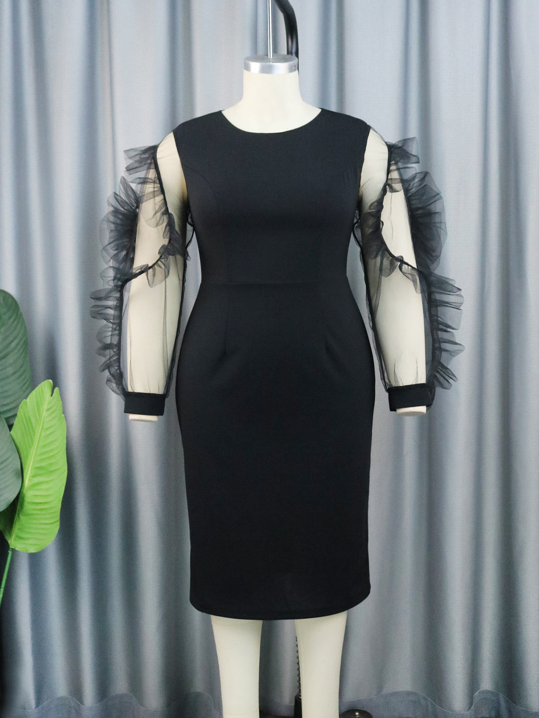 Damen Elegantes Figurbetontes Kleid mit voluminösen Tüllärmeln Drune