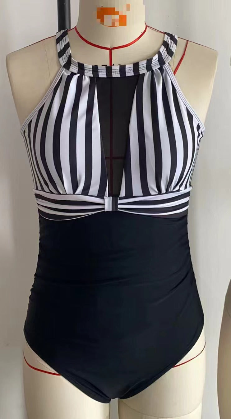 Damen Sportlicher Einteiler-Badeanzug mit raffinierter Mesh-Detail Drune