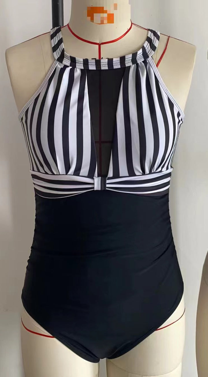 Damen Sportlicher Einteiler-Badeanzug mit raffinierter Mesh-Detail Drune