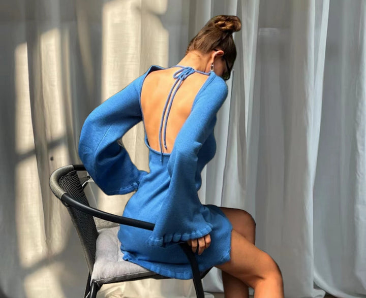 Damen Strickkleid mit tiefem Rückenausschnitt und Weitenärmeln Drune