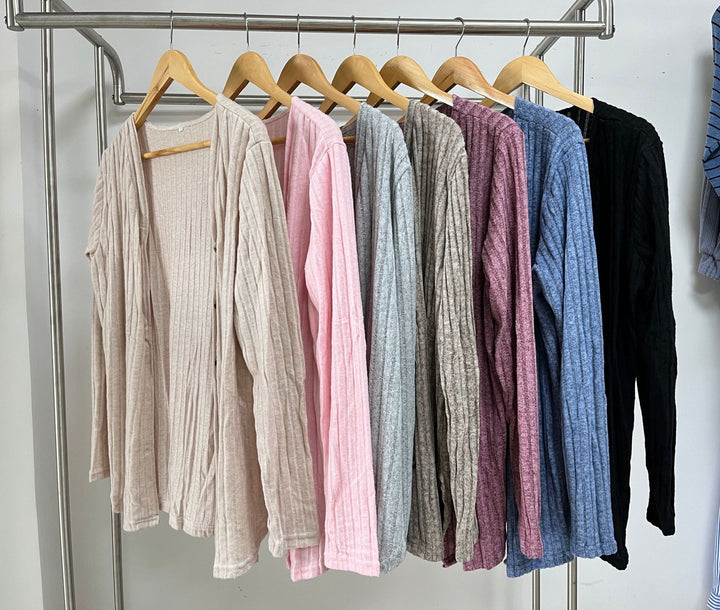 Damen lässige Strickjacke mit feiner Rippstruktur und praktischen Knöpfen Drune