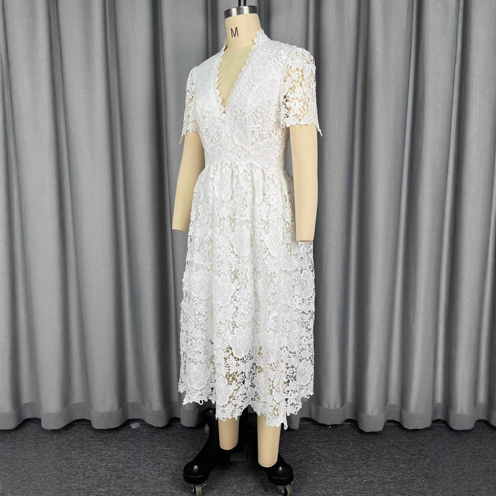 Damen Spitzen-Midi-Kleid mit elegantem V-Ausschnitt und Vintage-Rüschendetails Drune