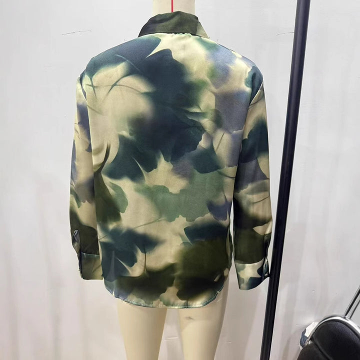 Damen nan seidenähnliche Hemdbluse mit verdeckter Knopfleiste und abstraktem Print Drune