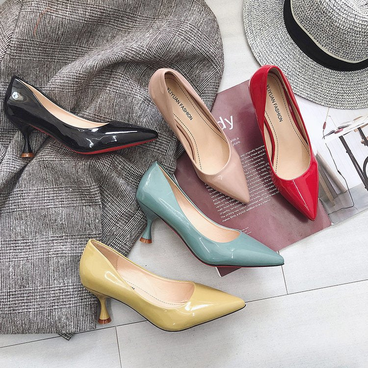 Damen Elegante Lackleder Pumps mit einzigartigem Absatzdesign Drune