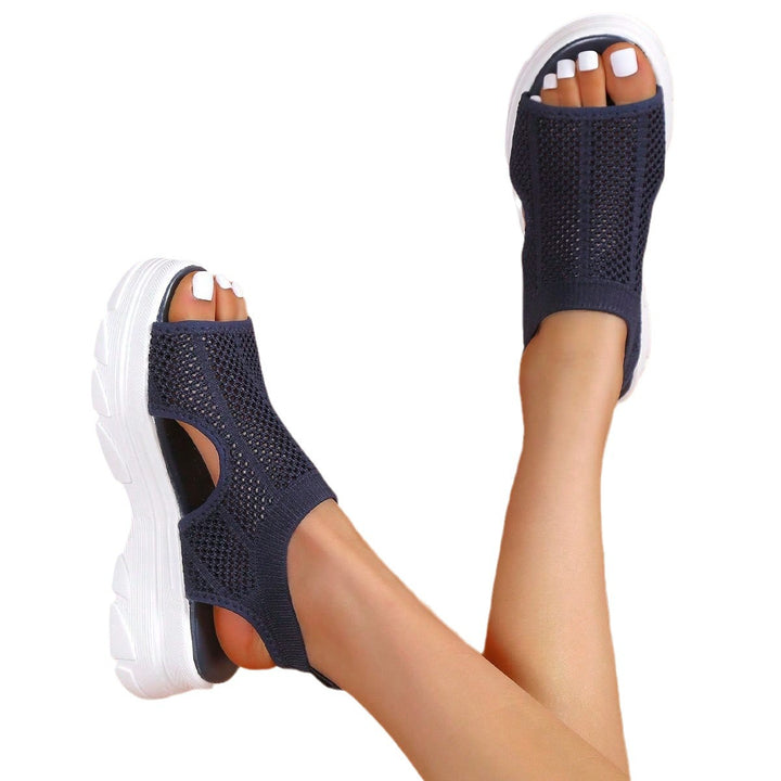 Damen nan Strick-Sandalette mit Fersenriemen, offener Zehenpartie und dämpfender Plateau-Laufsohle Drune