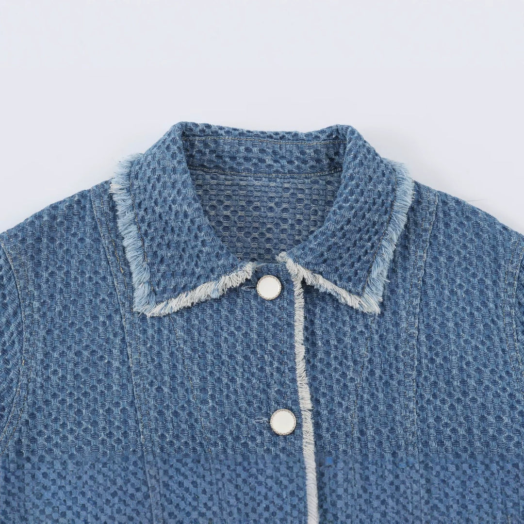 Damen Kurz geschnittene strukturierte Jeansjacke mit Fransenbesatz und Pattentaschen Drune