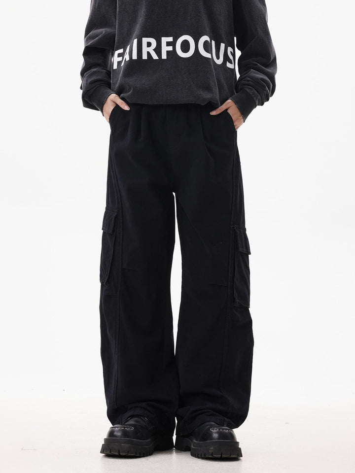 Herren Utility-Cargohose im Oversize-Twill mit tiefem Schritt und aufgesetzten Pattentaschen Drune