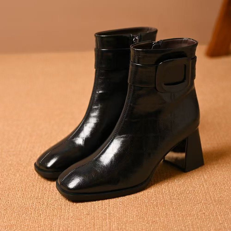 Damen Elegante Stiefeletten mit Blockabsatz und Schnallen-Detail Drune