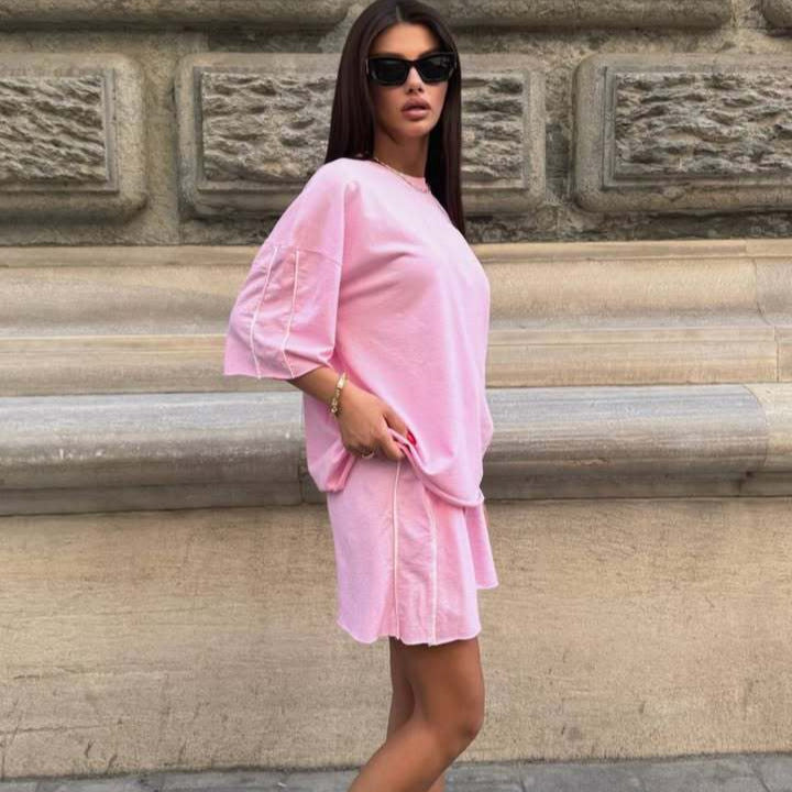 Damen lässiges Kurzarm- und Shorts-Set mit modernen Akzenten Drune