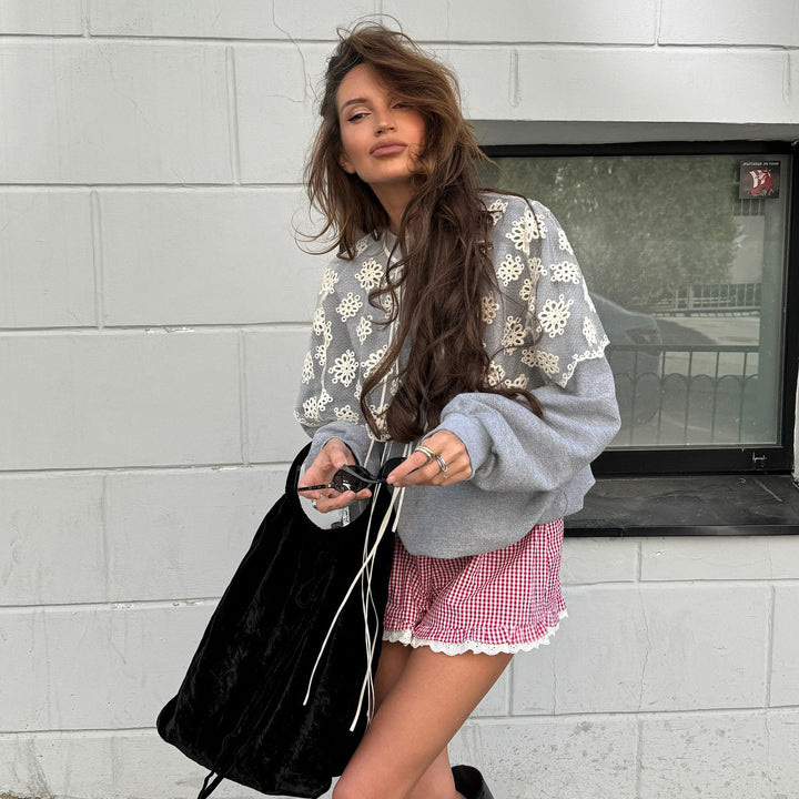 Damen Sweatshirt mit dekorativem Blumen-Cape Drune