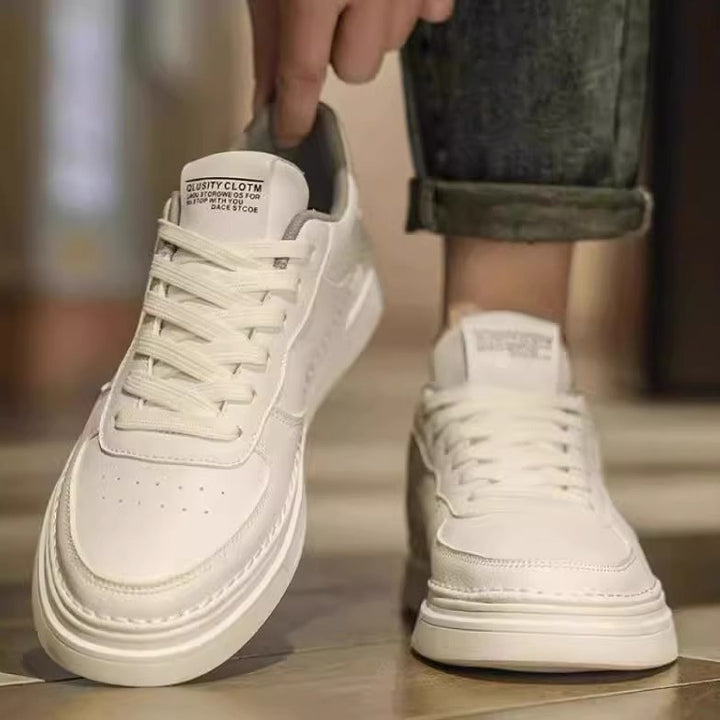 Unisex minimalistische Lederoptik Plateau-Sneaker mit gepolstertem Fersenkragen und stoßdämpfender Leichtsohle Drune