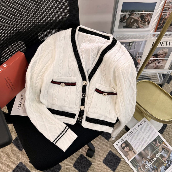 Damen Strickjacke mit Zopfmuster und kontrastierenden Taschen Drune