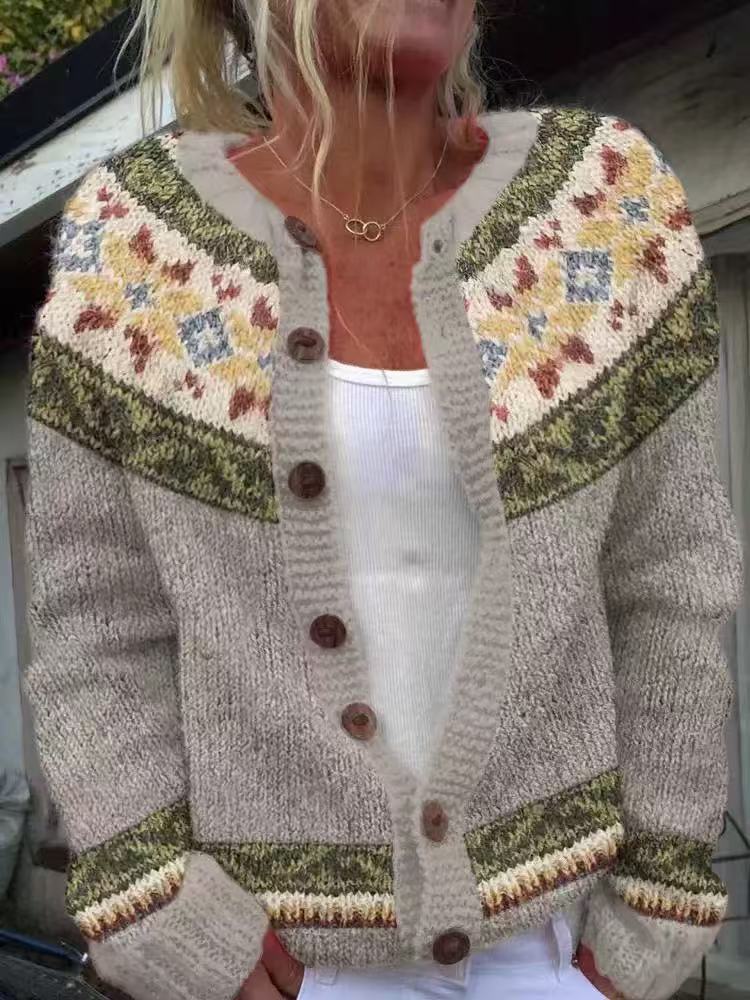 Damen nan gemusterte Strickjacke mit Rundpasse, Holzknöpfen und Eingrifftaschen Drune