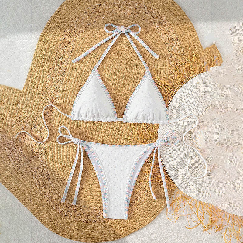 Damen Triangel-Bikini mit raffinierten Bindebändern und floralen Akzenten Drune