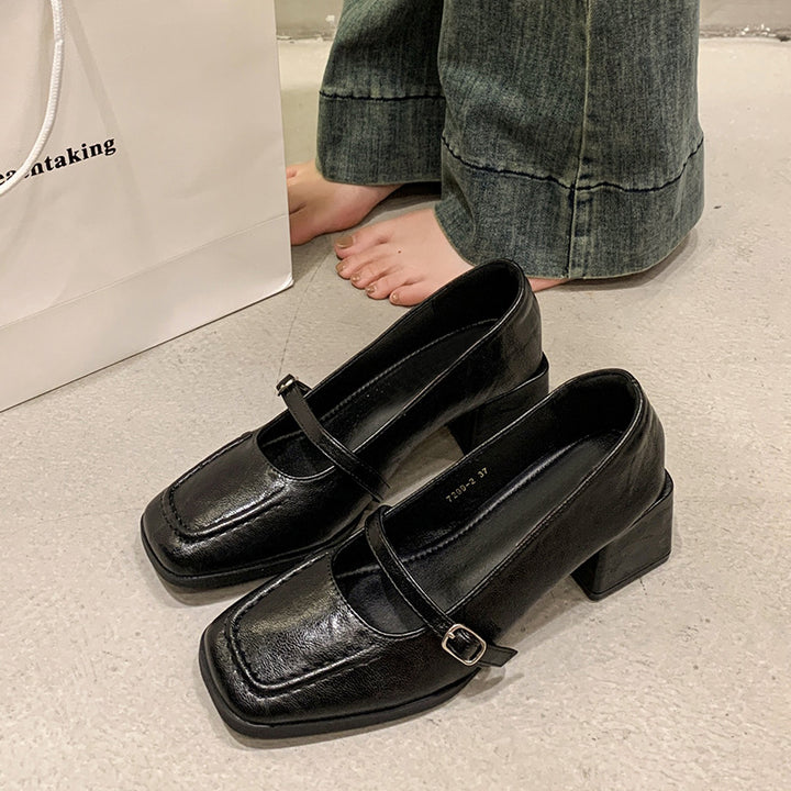 Damen Mary Jane Pumps mit quadratischer Zehenpartie und Blockabsatz mit anpassbarem Riemen Drune
