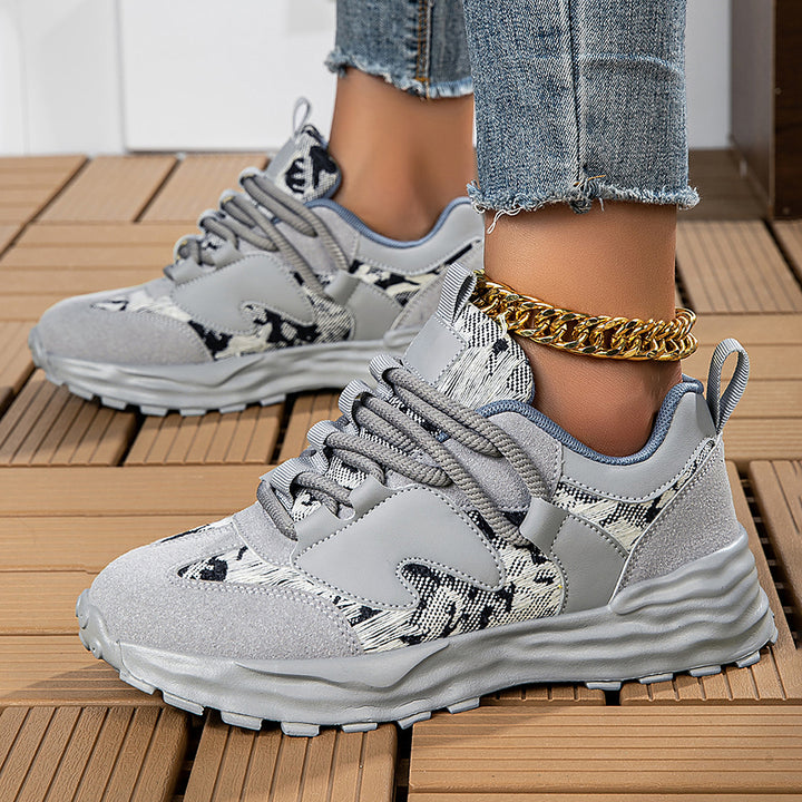 Damen Modischer Plateau‑Sneaker mit Jacquard‑Strick, Velours‑Overlays und profiliertem Wellen‑Sohlendesign Drune