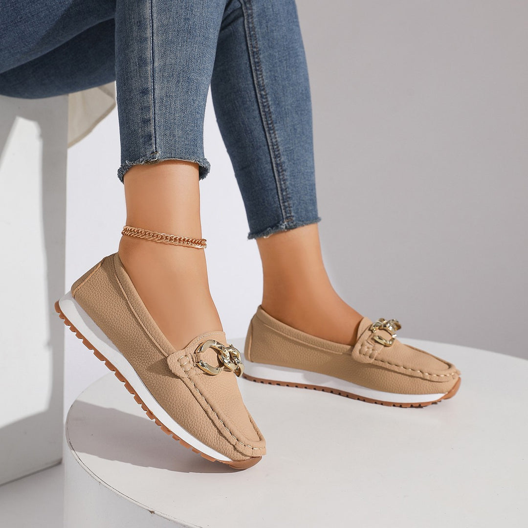 Damen Modische Mokassin‑Slipper mit goldener Gliederkette und profilierter Gummisohle Drune