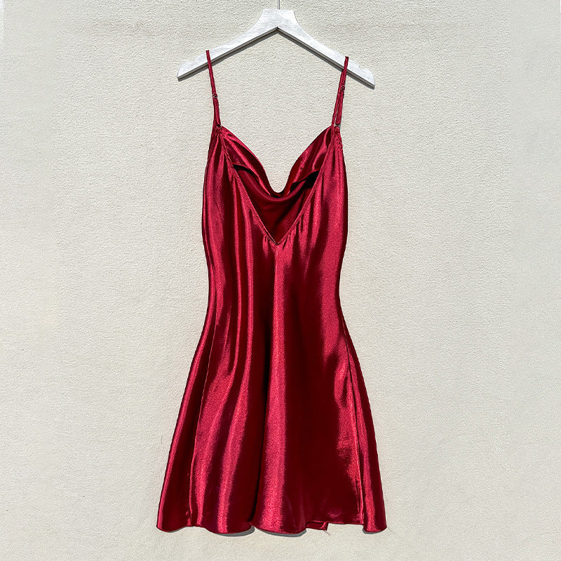 Damen Satin Kleid mit tiefem Ausschnitt Drune
