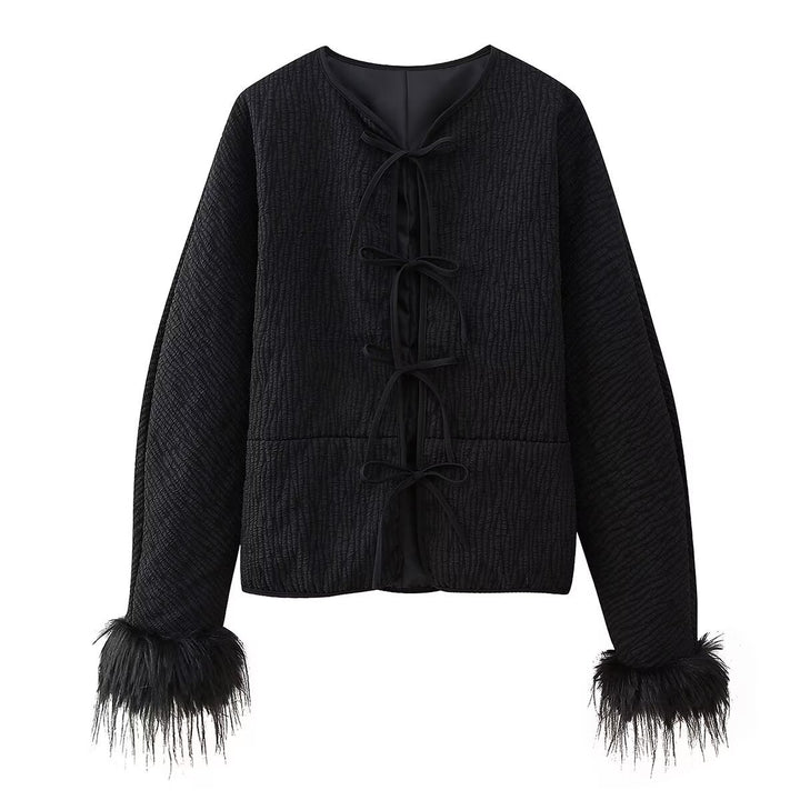 Damen modische Steppjacke mit raffiniertem Bindegürtel und eleganten Fuchsfell-Ärmeln Drune