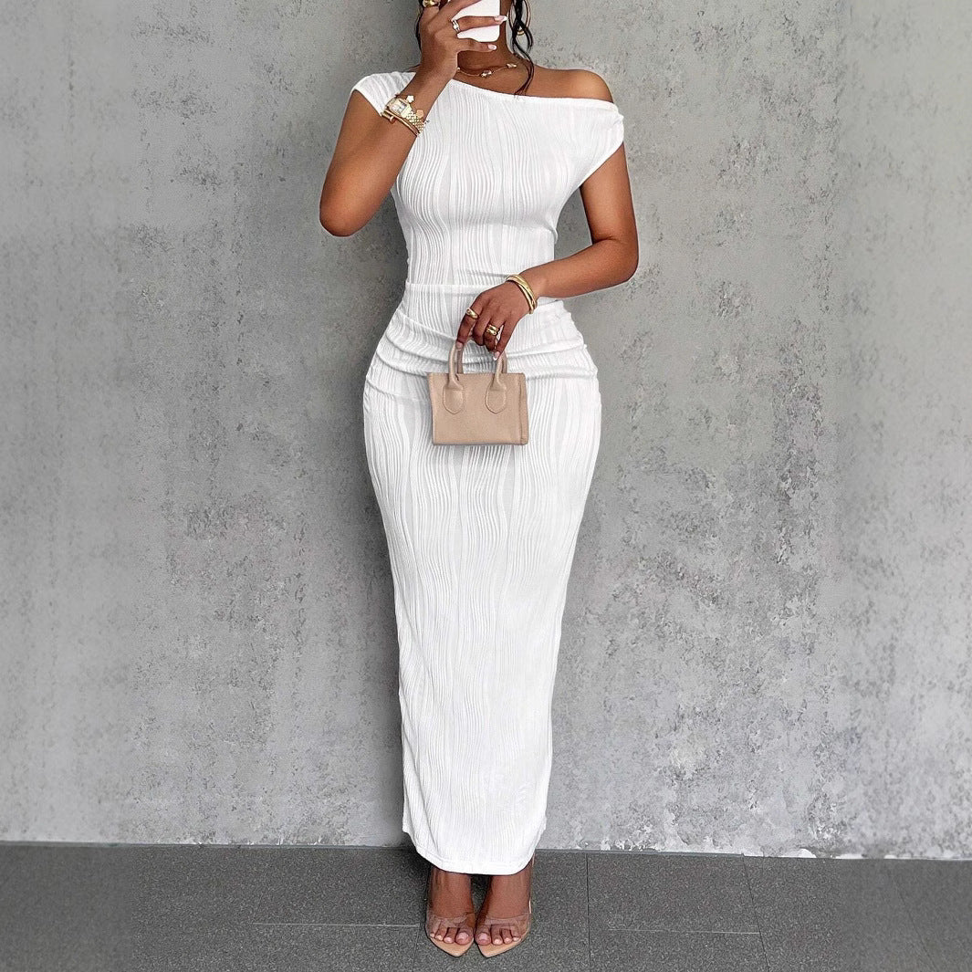 Damen Maxikleid mit asymmetrischem Schnitt und markanter Rippstruktur Drune