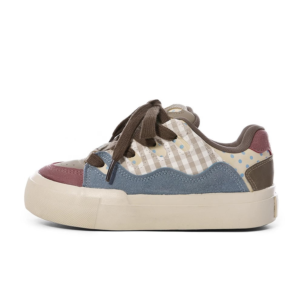 Damen Verspielte Freizeit Sneakers mit kuscheligen Tierdetails Drune