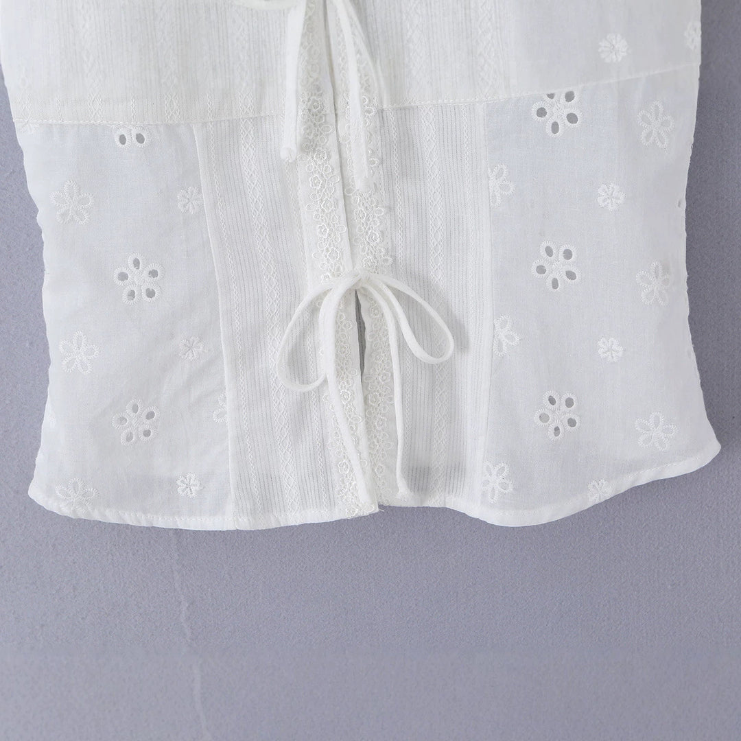 Damen Broderie-Anglaise Bluse mit Puffärmeln, Taillenbetonung und vorderer Bindung Drune