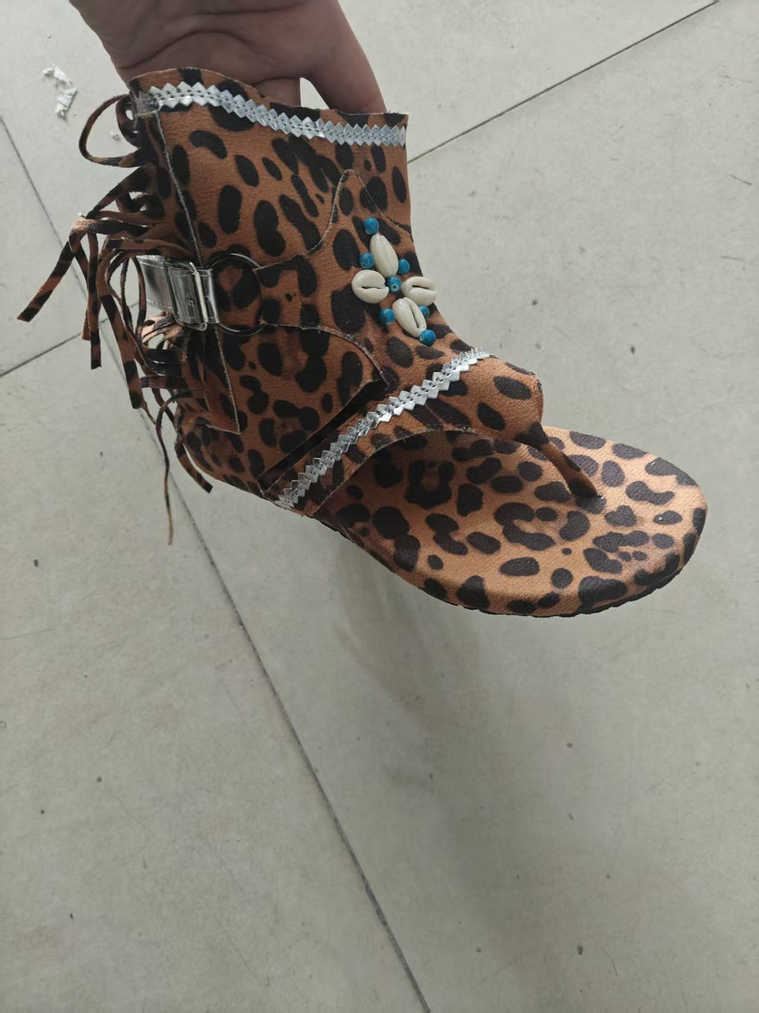 Damen Freizeitsandalen mit Fransen und detailreicher Dekoration Drune