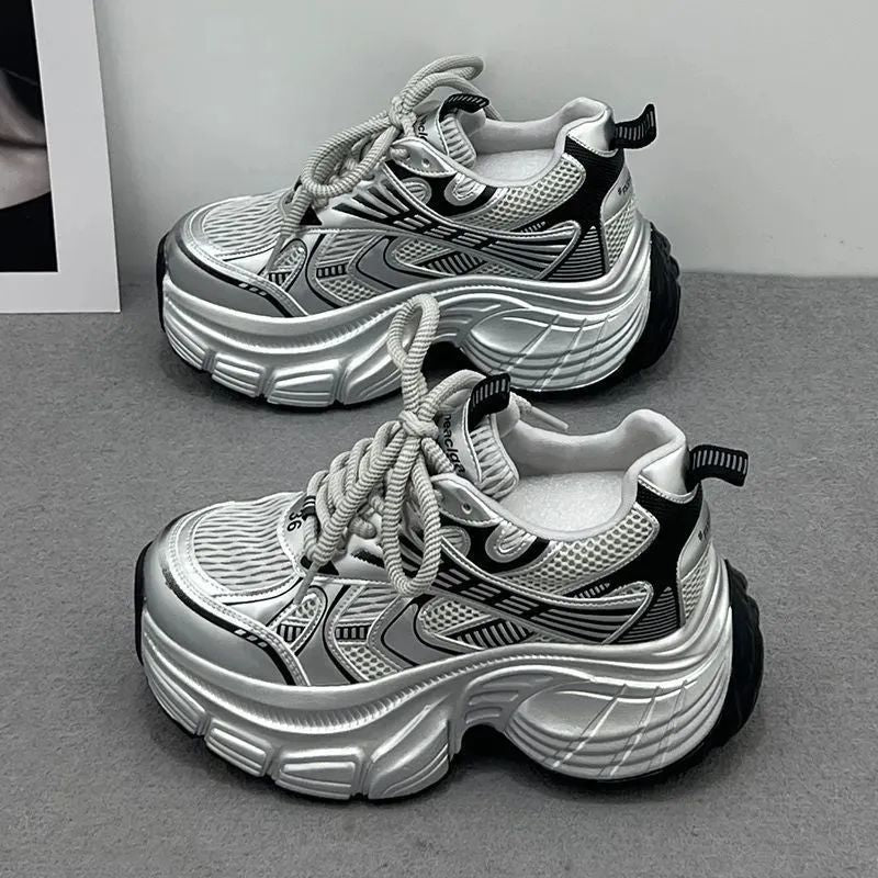 Damen Skulpturale Platform‑Sneaker mit extravaganter Wedgesohle Drune