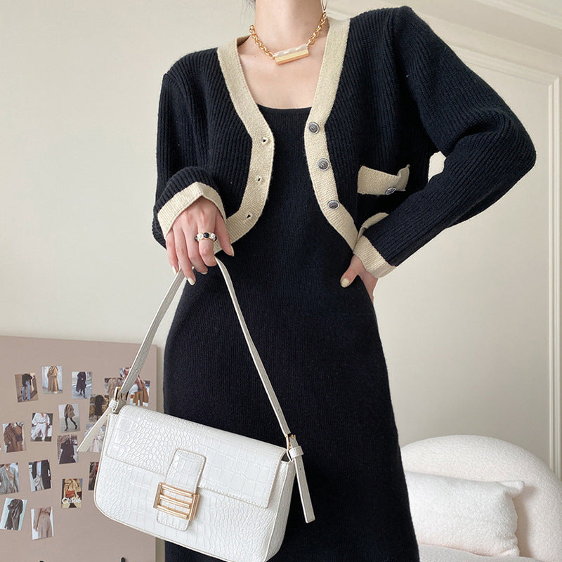 Damen Strickjacke mit kontrastierenden Details und Knöpfen Drune