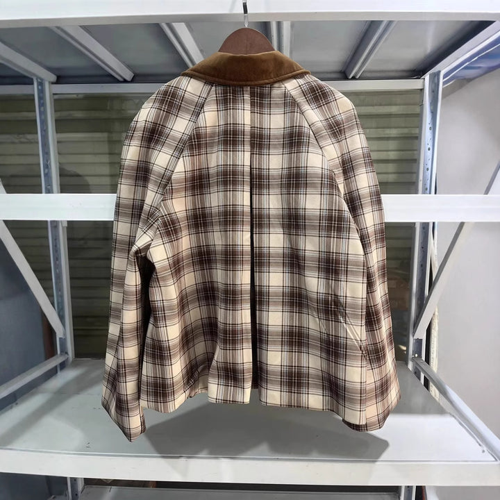 Damen nan karierte Übergangsjacke mit kontrastierendem Samtkragen, verdeckter Frontleiste und Eingrifftaschen Drune