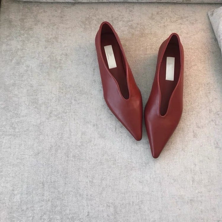 Damen spitze Ballerinas aus hochwertigem Kunstleder mit eleganter Cut-Out-Ausschnittgestaltung Drune