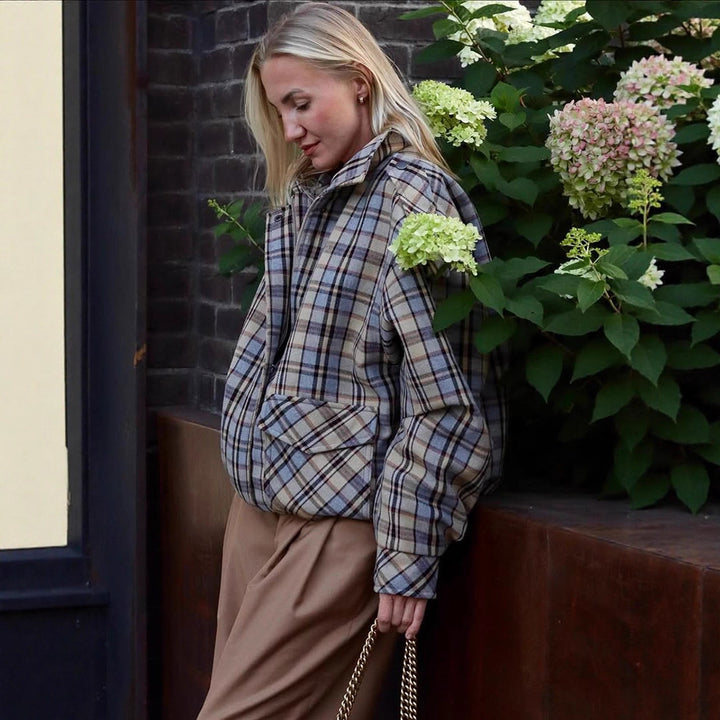 Damen Oversize-Karomantel im Boxy‑Schnitt mit Reißverschluss und Schulterklappen Drune