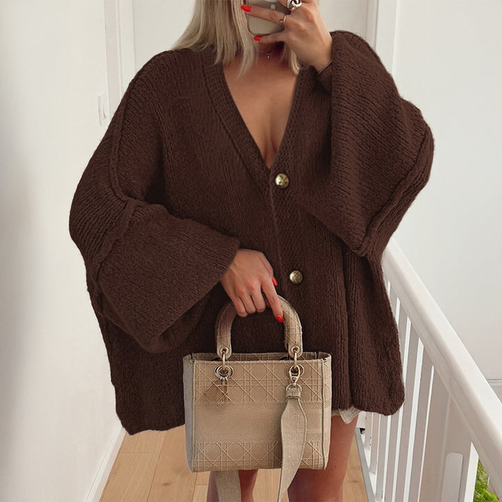 Damen nan Bouclé-Oversize-Cardigan mit tiefem V-Ausschnitt, Kimonoärmeln und goldenen Zierknöpfen Drune