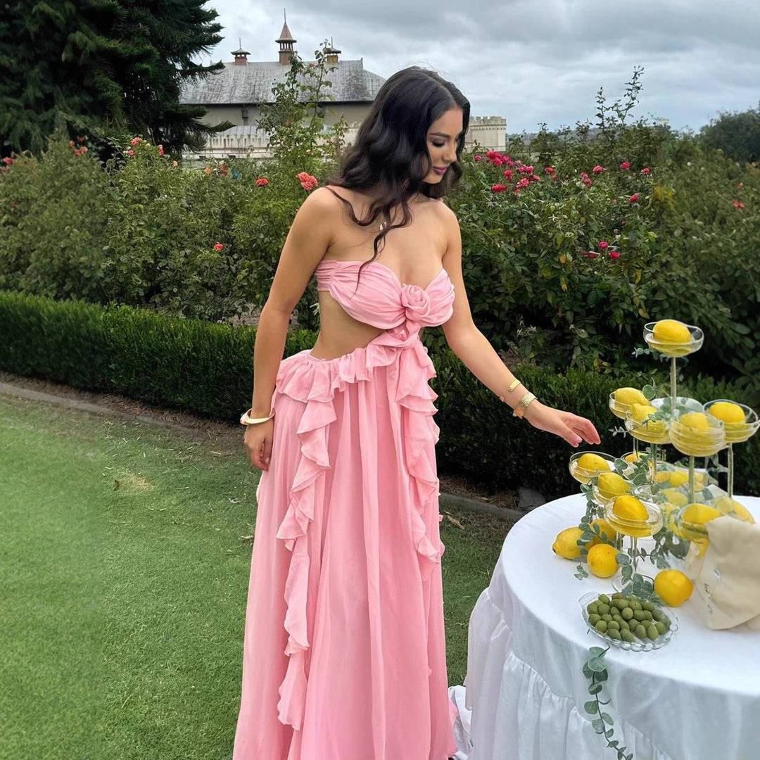 Damen Elegant fließendes Maxikleid mit Rüschendetails und Blumenapplikation Drune