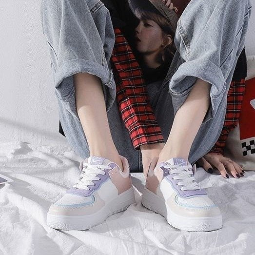 Damen Sportliche Freizeitsneaker mit rutschfester Sohle und atmungsaktivem Obermaterial Drune