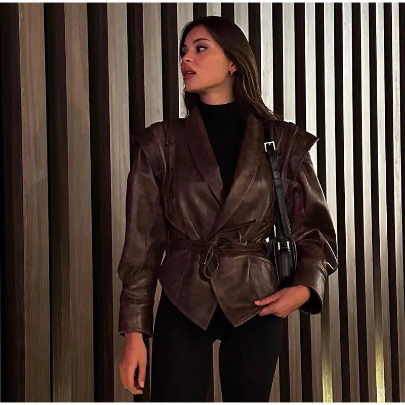 Damen modische Wildlederjacke mit tailliertem Schnitt und Bindegürtel Drune