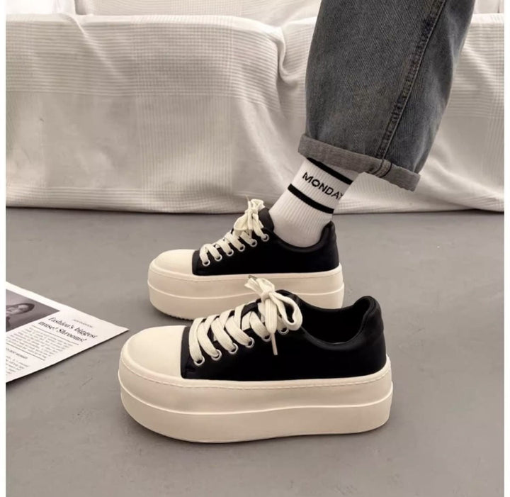 Damen Sneaker mit modischer Plateau-Sohle Drune