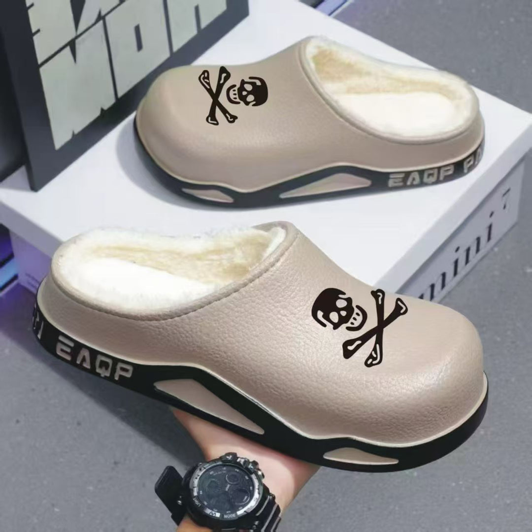 Herren Gefütterte PU-Clogs mit Totenkopfprint und profilierter EVA-Sohle Drune