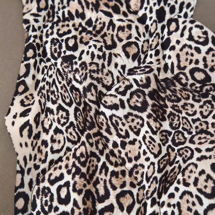 Damen nan gesteppte Kurzjacke mit Leoprint, offenem Rundhalsausschnitt, kontrastpaspel und aufgesetzten Taschen Drune