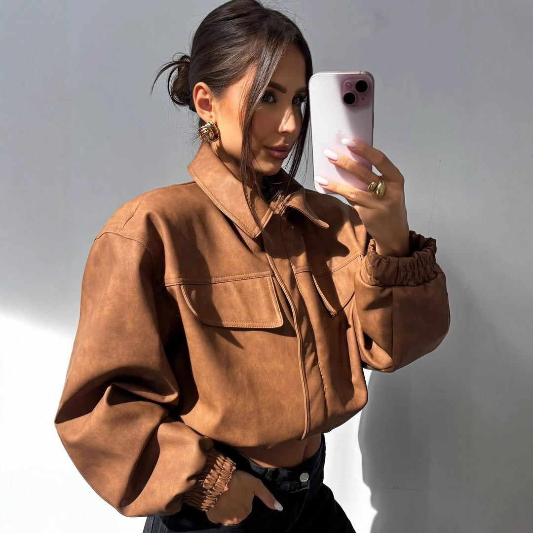 Damen Kurz geschnittene Kunstlederjacke mit aufgesetzten Brusttaschen Drune