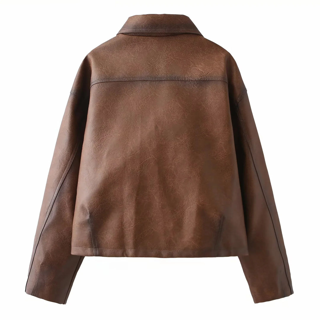 Damen nan kurzer Kunstleder-Blouson mit Hemdkragen, aufgesetzten Klappentaschen und sichtbarer Knopfleiste Drune