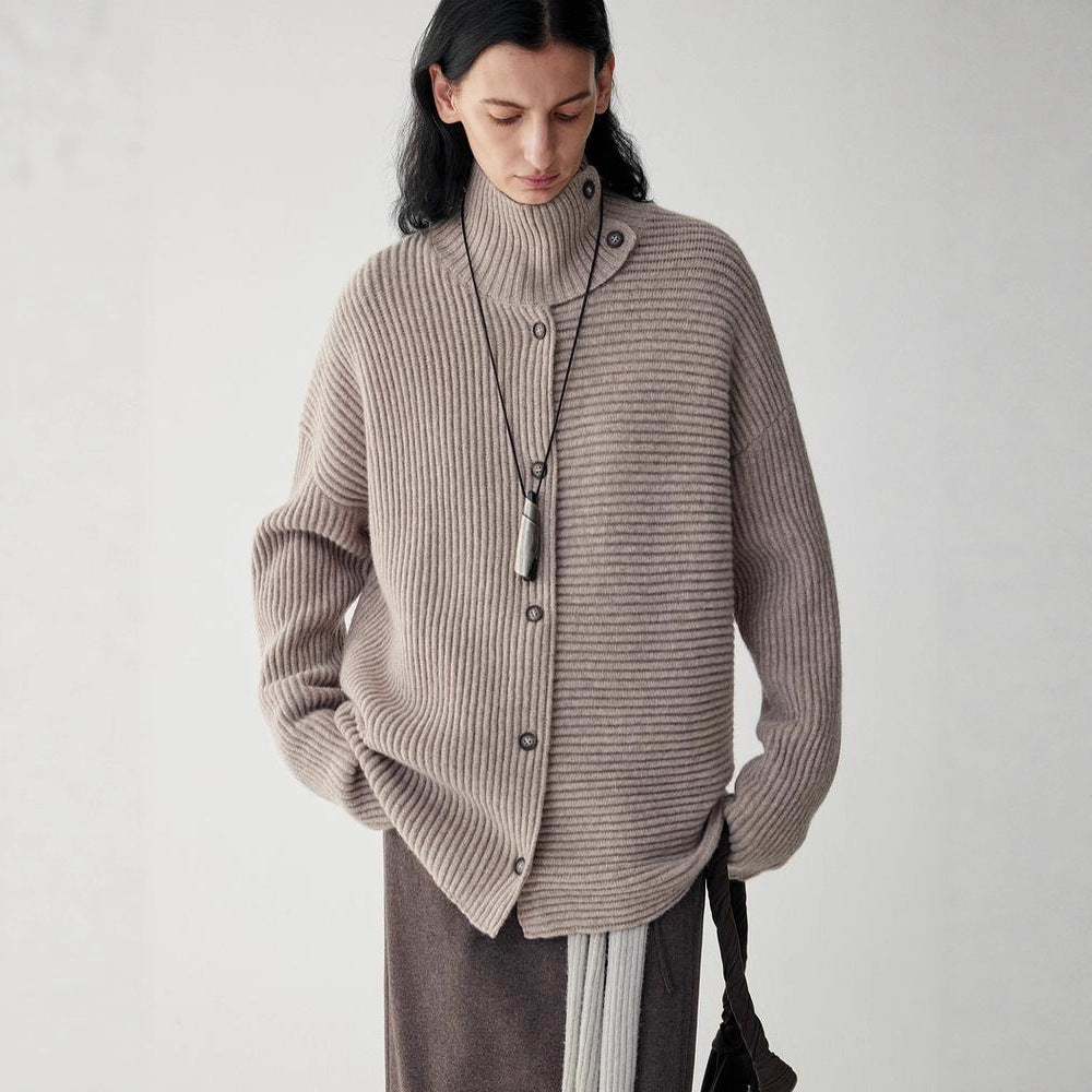 Damen Relaxed Strickjacke mit hohem Kragen und Knopfdetails Drune