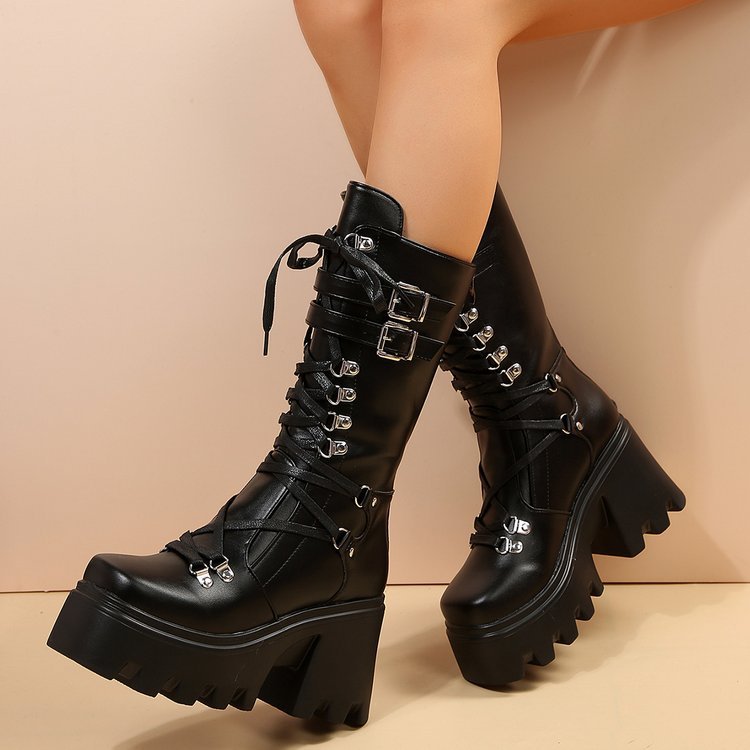 Damen Kniehohe Plateaulug-Bikerstiefel mit dekorativen Metallhaken und robuster Profilsohle Drune