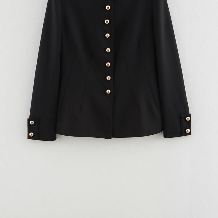 Damen elegante Steppjacke mit hochgeschlossenem Kragen und goldenen Knöpfen Drune