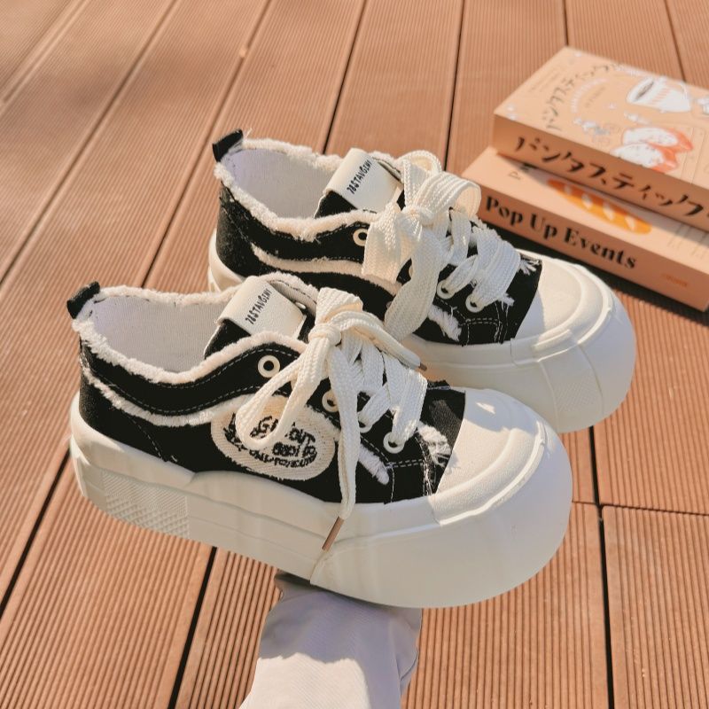 Damen Stilvolle Chunky Sneakers mit weißer Plattform und robustem Obermaterial Drune