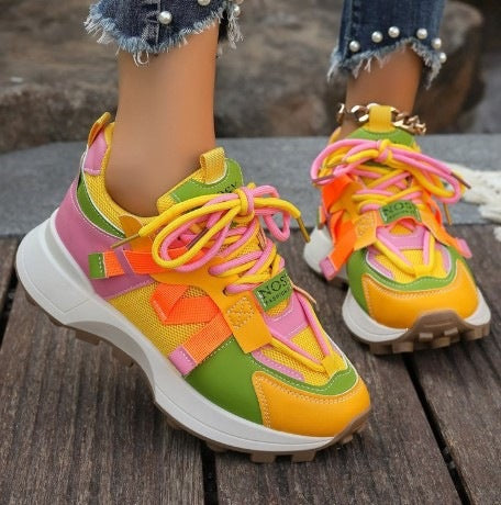 Damen Chunky-Plateau-Sneaker mit atmungsaktivem Mesh und montierten Riemen Drune