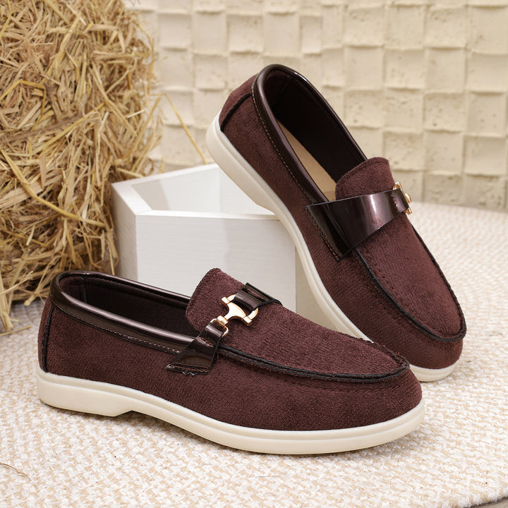 Damen elegante Veloursleder-Slipper mit dekorativer Metall-Hardware und flexibler Leichtlaufsohle Drune