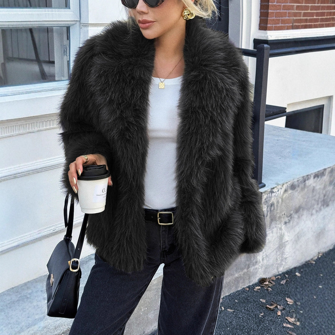 Damen Kurzjacke aus dichtem Hochflor‑Faux‑Fur mit voluminösem Umlegekragen Drune