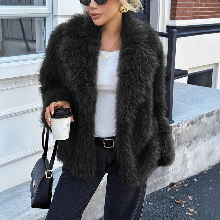 Damen Kurzjacke aus dichtem Hochflor‑Faux‑Fur mit voluminösem Umlegekragen Drune